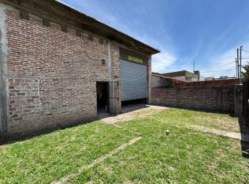 Bodega-Galpón · 140m² · Venta Galpón/deposito con Patio en Merlo!