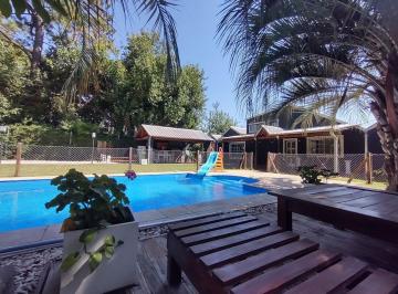 Casa · 135m² · 3 Ambientes · 2 Cocheras · Venta Casa Parque 3 Ambientes Pileta Zona Norte