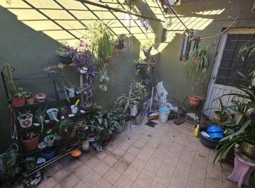 PH · 47m² · 3 Ambientes · Venta Casa de Pasillo a Reciclar 2 Dorm.