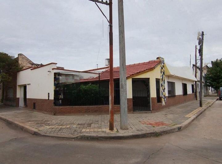 Casa en venta en Ludueña · 4 ambientes