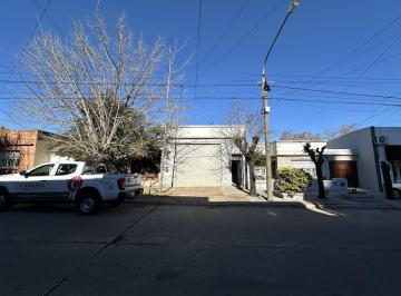 Depósito · 109m² · 1 Cochera · Excelente Local/depósito Ubicado en Centro Campana. Ubicación Estratégica, Rubro Alimenticio