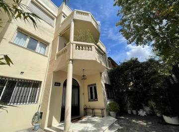 Casa de 7 ambientes, Vicente López · Olivos - Espectacular Casa Actualizada en Venta