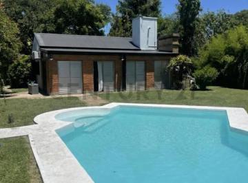 Quinta vacacional · 86m² · 3 Ambientes · 1 Cochera · Venta Casa Quinta Barrio Los Alamos Rafaela