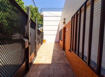Casa · 88m² · 3 Ambientes · 1 Cochera · Casa en Las Heras