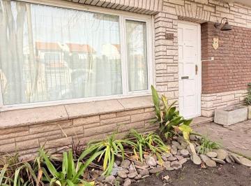 Casa de 5 ambientes, Mar del Plata · Chauvín | Casa en Esquina Parcialmente Reciclada | Alquiler 24 Meses