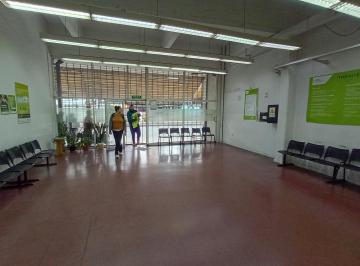 Local comercial · 175m² · Importante Local Comercial Para Diversoso Rubros