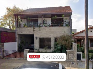 Casa · 181m² · 5 Ambientes · 1 Cochera · Casa 4 Dorm. Venta - Munro