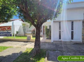 Casa de 3 ambientes, La Matanza · Casa 3 Amb. C/ Terreno Libre