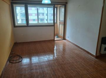 Departamento de 4 ambientes, La Boca · Venta 4 Ambientes La Boca