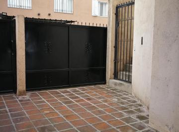 Departamento · 1 Ambiente · Monoambiente en Alquiler Felix Paz 440