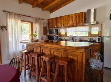 Casa · 126m² · 5 Ambientes · 1 Cochera · Casa 4 Dorm. - Barrio La Quinta - Vista Alegre Norte