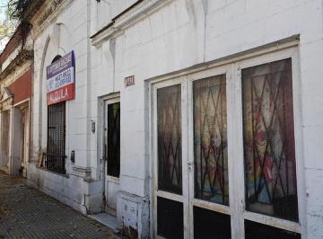 Casa · 140m² · 6 Ambientes · 1 Cochera · Casa en Alquiler Apto Uso Comercial y Profesional