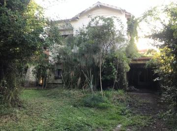 Casa de 4 ambientes, Almirante Brown · Venta de Casa a Reciclar Muy Bien Ubicada en Burzaco