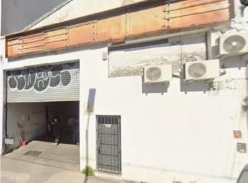 Bodega-Galpón , Velez Sarsfield · Excelente Deposito con Fuerza Motriz de 8.66 X 31