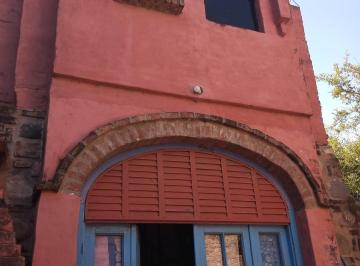 Casa · 460m² · 4 Dormitorios · Casa a Remodelar en Venta - Villa Belgrano