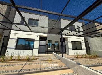 PH · 130m² · 4 Ambientes · 2 Cocheras · Duplex en Venta - Docta Av