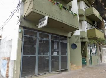 Oficina comercial · 302m² · 10 Ambientes · Local Apto Profesional en Venta | Funcionando Como Consultorios | Ideal Para Invertir o Continuar El