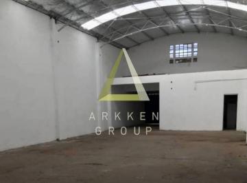 Bodega-Galpón · 1149m² · Galpón en Alquiler en Boulogne