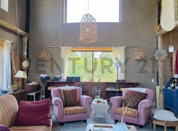 Casa · 150m² · 4 Ambientes · Venta Casa Punta Ballena 2 Dorm. Parrillero Gran Terreno Amueblada