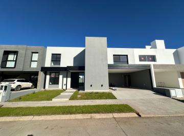 Casa de 5 ambientes, Córdoba · Casa en Alquiler a Estrenar en Campo Chico - Zona Sur