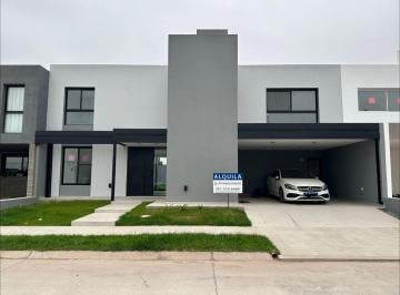 Casa de 5 ambientes, Córdoba · Casa en Alquiler a Estrenar en Campo Chico - Zona Sur