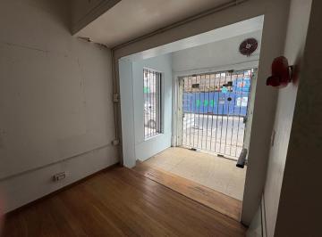 Local comercial · 120m² · 5 Ambientes · Local en Alquiler en Zona Centro de Rosario, Espacioso.