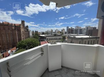 Departamento · 65m² · 2 Dormitorios · Departamento en Alquiler - Alberdi - 2 Dorm