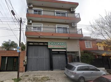Depósito · 525m² · Depósito con Vivienda en Venta - 647 m² - Lanus