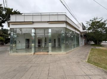 Local comercial · 80m² · 3 Ambientes · 1 Cochera · Alquiler Local Comercial en Santa Fe