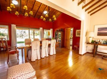 Casa de 7 ambientes, Pilar · Carmel Alquiler y Venta 4 Dorm Ulrich Propiedades