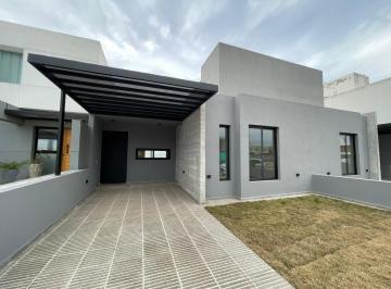 Foto · San Ignacio Village Casa Duplex en Venta 2 Dorm. Amplios