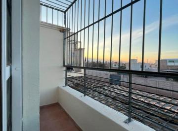Departamento de 3 ambientes, Las Cañas · Departamento en Alquiler C/ Cochera en Las Cañas