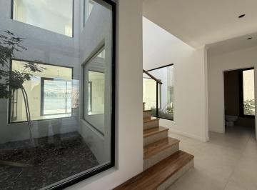 Casa · 223m² · 5 Ambientes · 2 Cocheras · Casa a La Venta Al Lago, 5 Ambientes, a Estrenar
