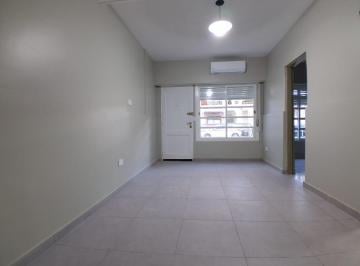 PH · 55m² · 3 Ambientes · 1 Cochera · Alquiler PH 3 Ambientes con Patio y Cochera, en Villa Sáenz Peña