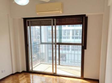 Departamento · 64m² · 3 Ambientes · Departamento de 3 Amb C/dep. 6° Piso Sobre Av Corrientes, a m de Montevideo
