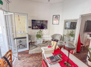 Casa · 146m² · 6 Ambientes · Venta Casa Mas Local con Dos Rentas Centro Cordoba