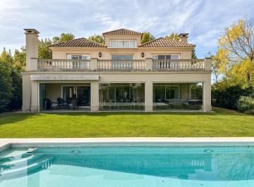 Casa · 337m² · 6 Ambientes · Venta Casa en Nordelta, Los Castores I, 3 Suites, Interna