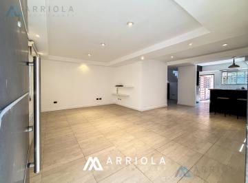 Casa · 150m² · 5 Ambientes · 1 Cochera · Casa Moderna de 5 Ambientes en Lote Propio