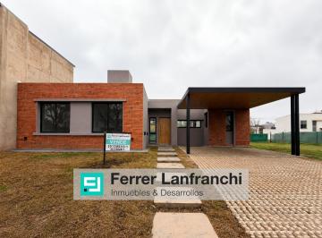 Casa · 350m² · 5 Ambientes · 2 Cocheras · Casa en Venta Tejas IV