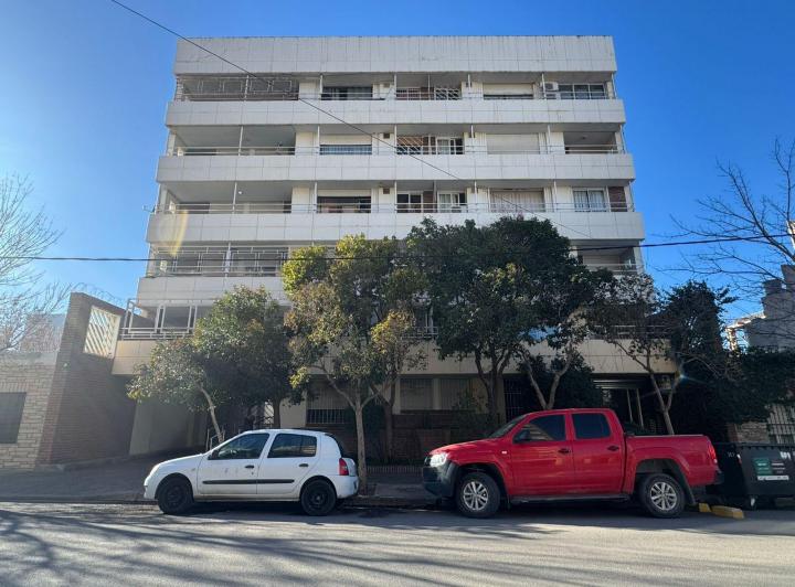 Departamento · 90m² · 3 Ambientes · 1 Cochera