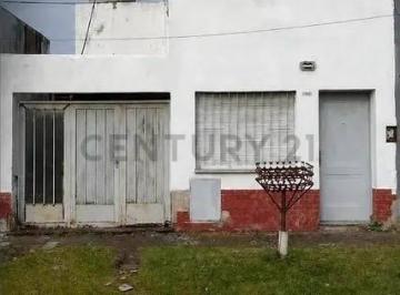 Casa · 55m² · 1 Dormitorio · 76 Entre 26 y 27.casa en Venta. Altos de San Lorenzo. La Plata