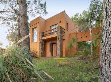 Casa · 1423m² · 6 Ambientes · 2 Cocheras · Casa en Venta La Herradura Pinamar