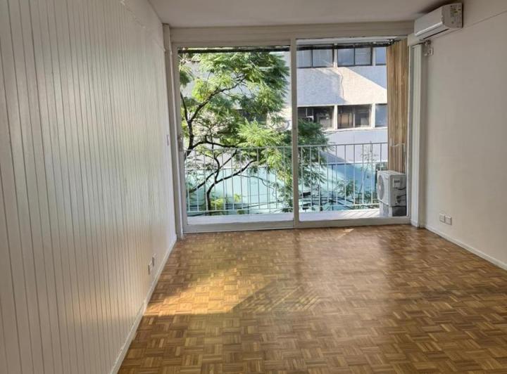 Reciclado - Ortiz de Ocampo y Av Las Heras - Departamento Luminoso y Refaccionado con Balcón