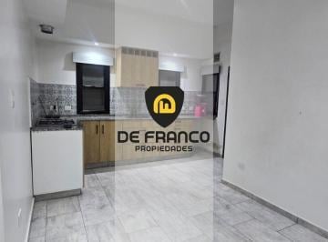 Casa · 42m² · 1 Ambiente · 1 Cochera · Casa en Jose Clemente Paz