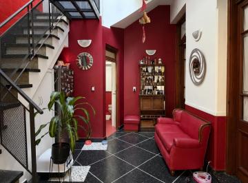 Casa de 5 ambientes, Parque Chacabuco · Venta Casa de 5 Ambientes en Dos Plantas con Terraza – Parque Chacabuco