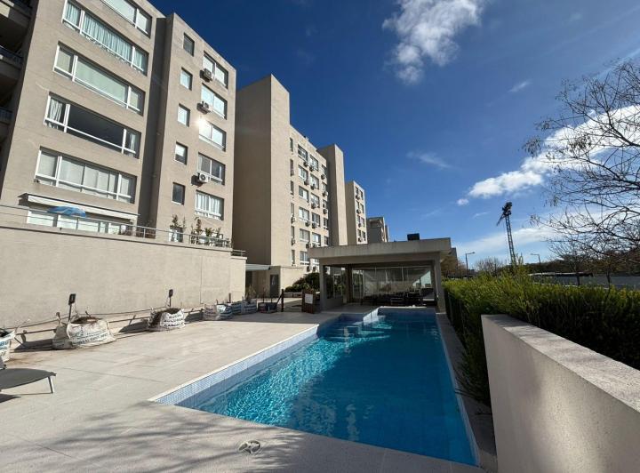 Departamento · 94m² · 4 Ambientes · 1 Cochera