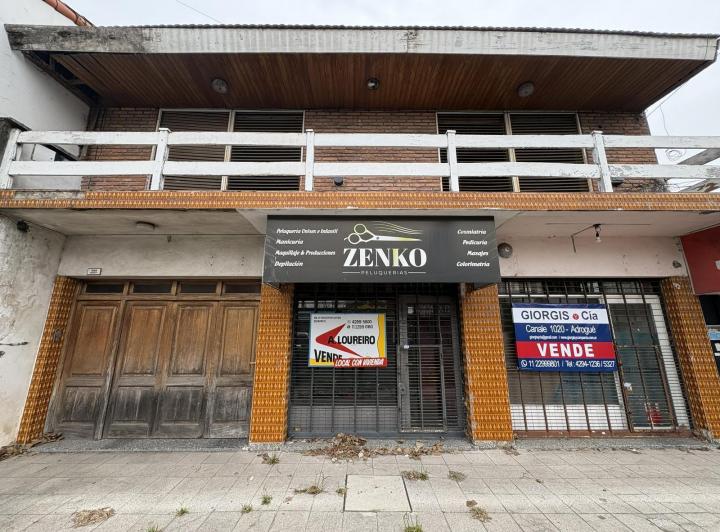 Local comercial · 270m² · 5 Ambientes · 2 Cocheras