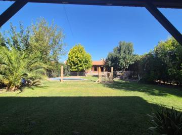 Casa · 321m² · 6 Ambientes · 2 Cocheras · Alquiler Casa Barrio Privado Guaymallen Mendoza