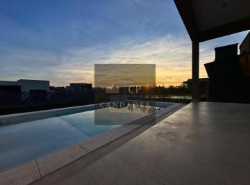 Casa · 170m² · 4 Ambientes · 3 Cocheras · Sg Casa Venta Barrio Pilar del Este