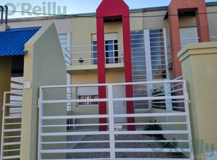 Casa · 77m² · 3 Ambientes · 1 Cochera